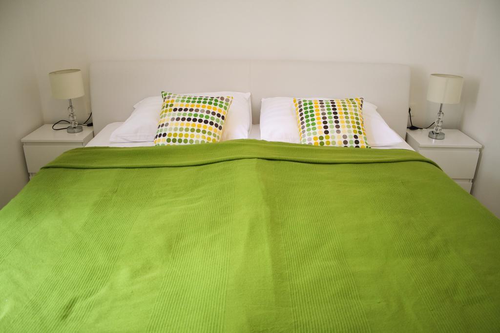 Flowers City Center Apartments Zagreb Room photo